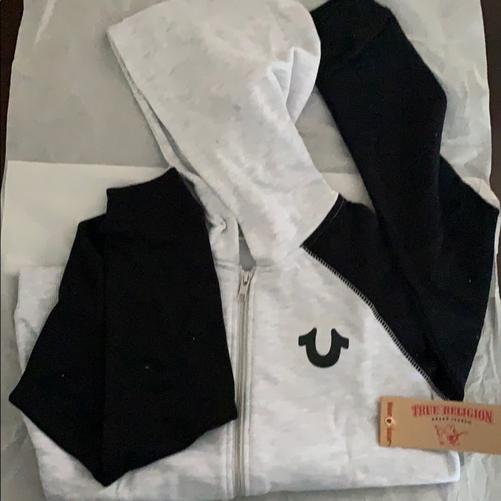 Boys zip up hoodie